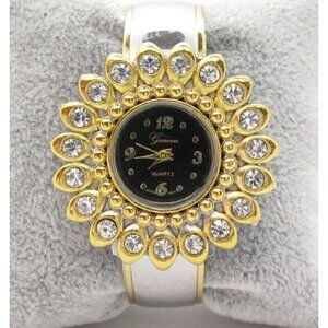 Women Geneva Quartz WR Analog 39mm Dial Causal Round Flower Bangle Watch (E580)